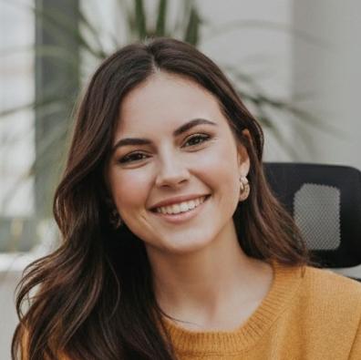 Ana Torres, Frontend Developer — Vibe Design testimonial